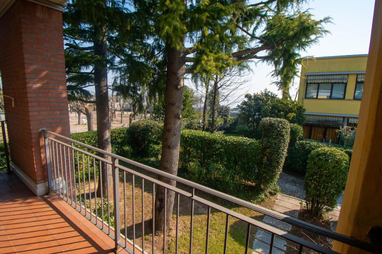 Lato Soleggiato @Gardazzurro Apartment Padenghe sul Garda Exterior foto