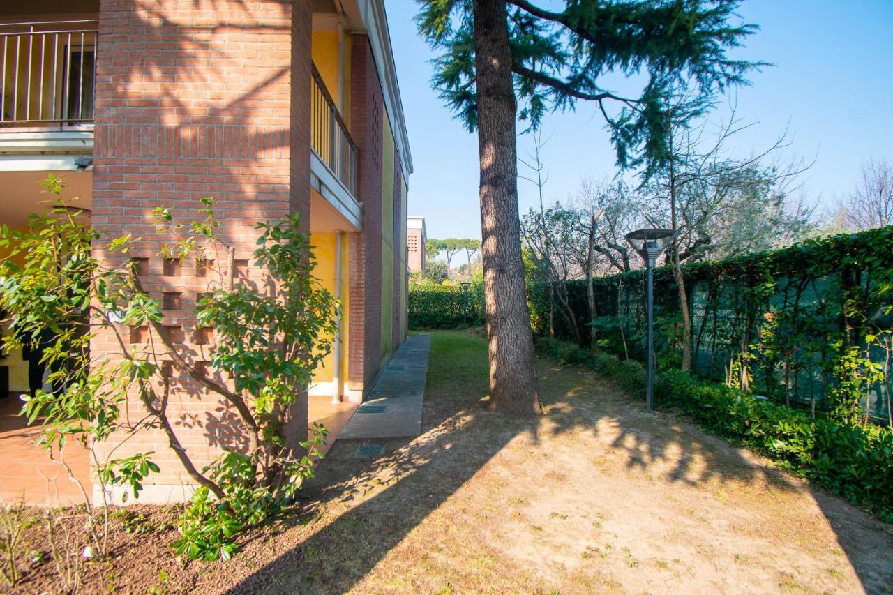 Lato Soleggiato @Gardazzurro Apartment Padenghe sul Garda Exterior foto