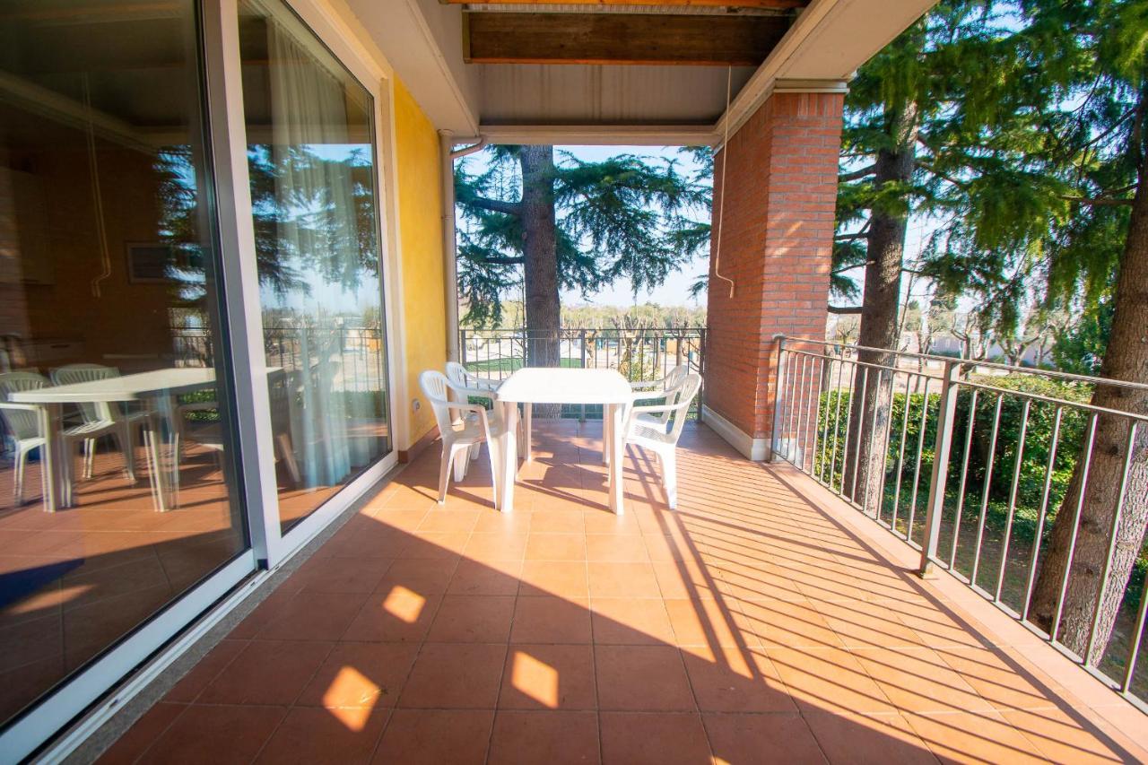 Lato Soleggiato @Gardazzurro Apartment Padenghe sul Garda Exterior foto