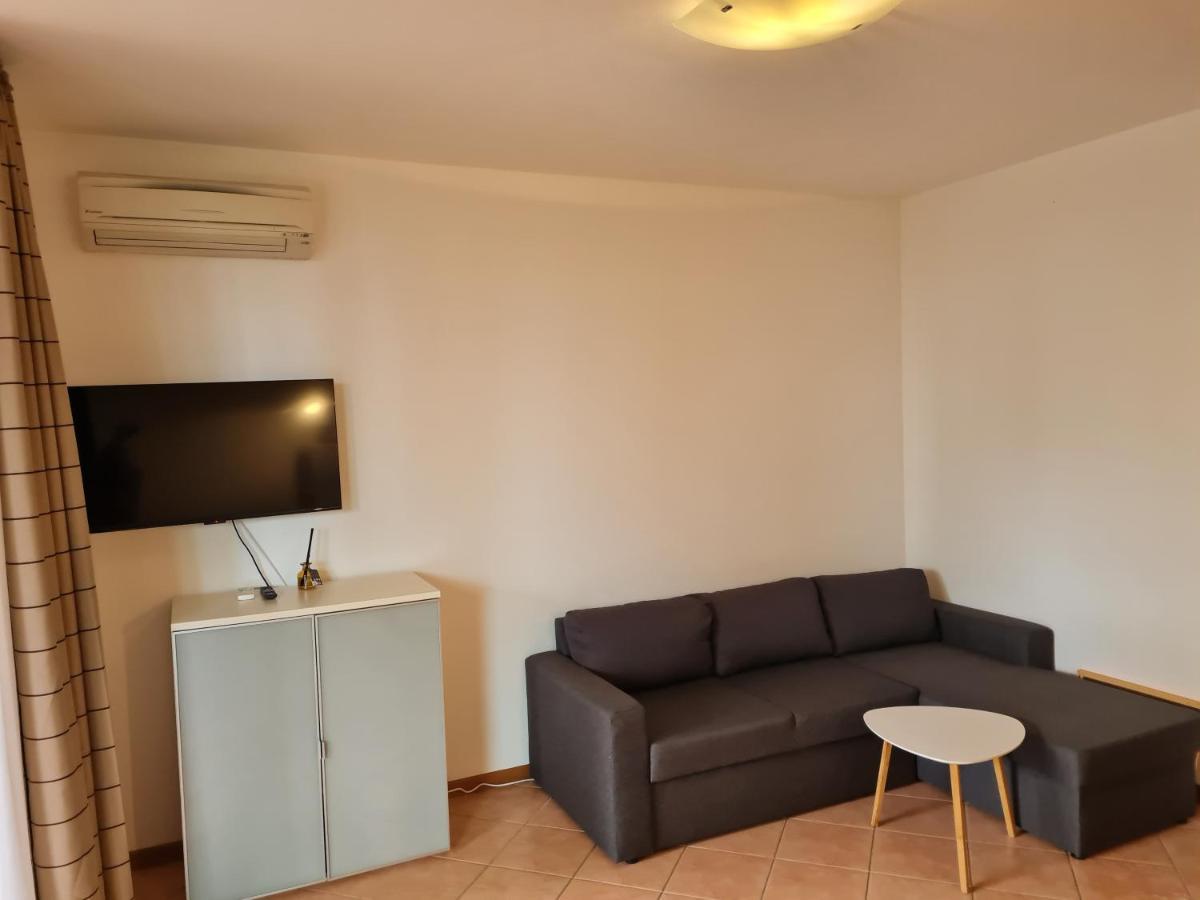 Lato Soleggiato @Gardazzurro Apartment Padenghe sul Garda Exterior foto